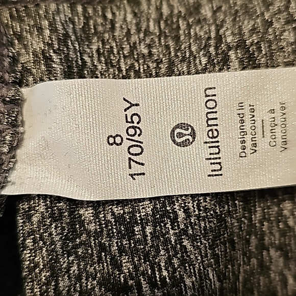 Lululemon High Rise Leggings. New, never worn. - Picture 9 of 9